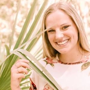 Meet your Posher, Gabrielle